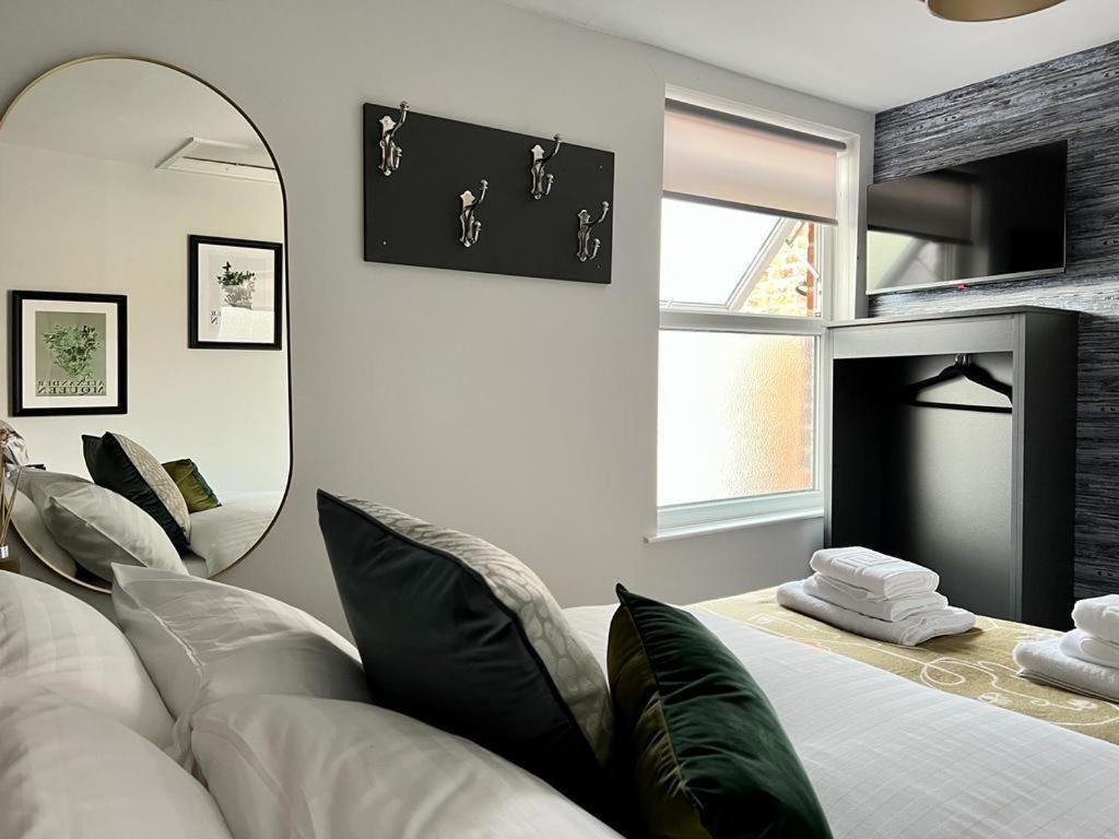 8 Holland Street Apartment Liverpool Bagian luar foto